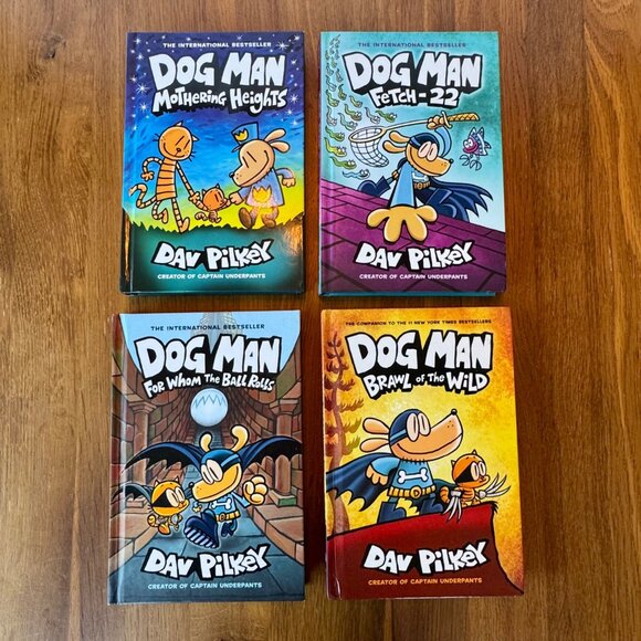 DOG MAN Book Bundle Set of 8 Hardcover Books By Dav Pilkey EUC Graphic Novels - Picture 4 of 5